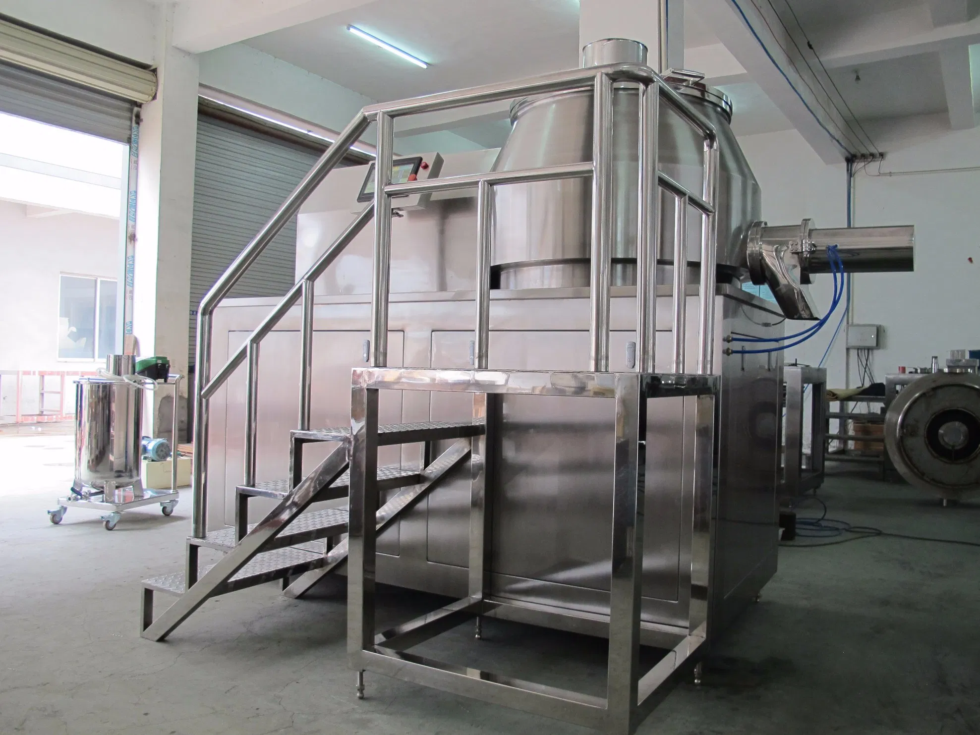 Emulsification Equipment Vacuum Emulsifying Mixer Shampoo Making Machine